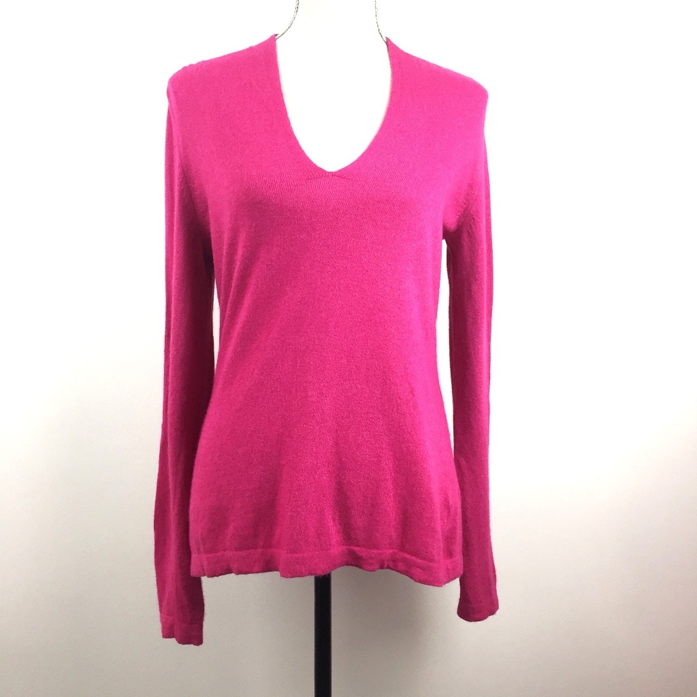Banana Republic Pink V Neck Pull Over Sweater Sz L